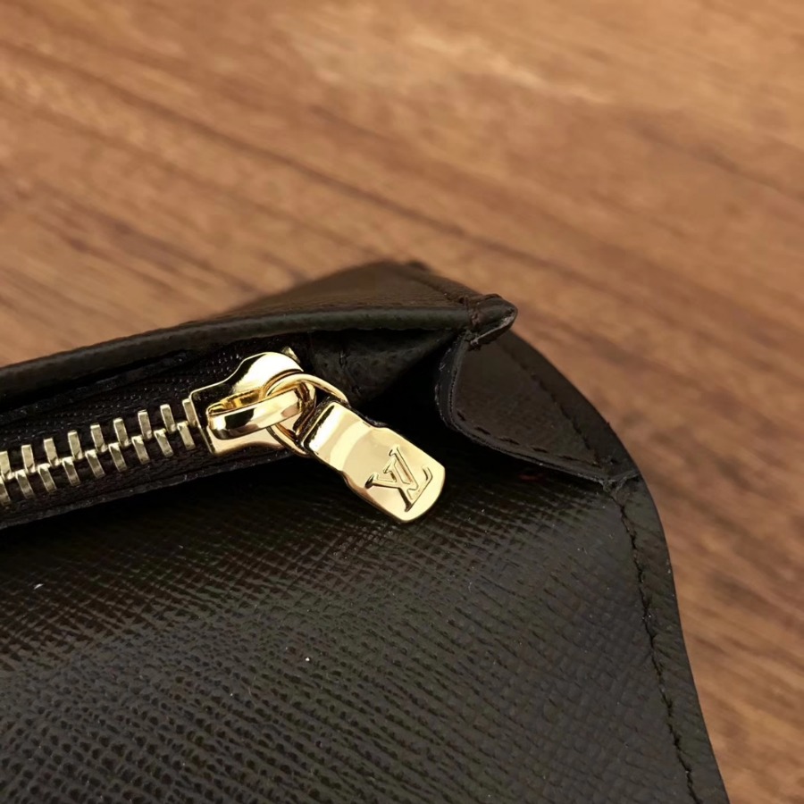 N60017, Louis Vuitton LV, BRAZZA WALLET