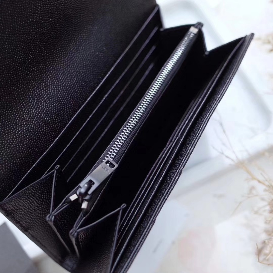 YSL Saint Laurent, LARGE MONOGRAM FLAP WALLET GRAIN DE POUDRE TEXTURED MATELASSÉ LEATHER