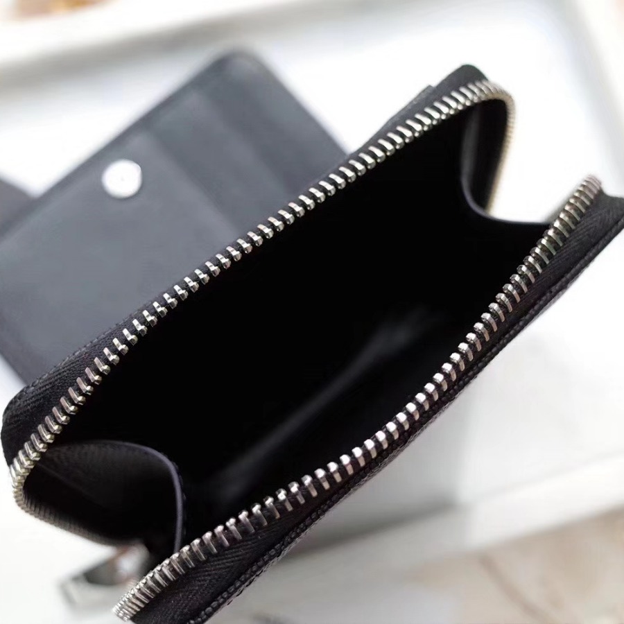 YSL Saint Laurent, MONOGRAM COMPACT ZIP AROUND WALLET GRAIN DE POUDRE TEXTURED MATELASSÉ LEATHER