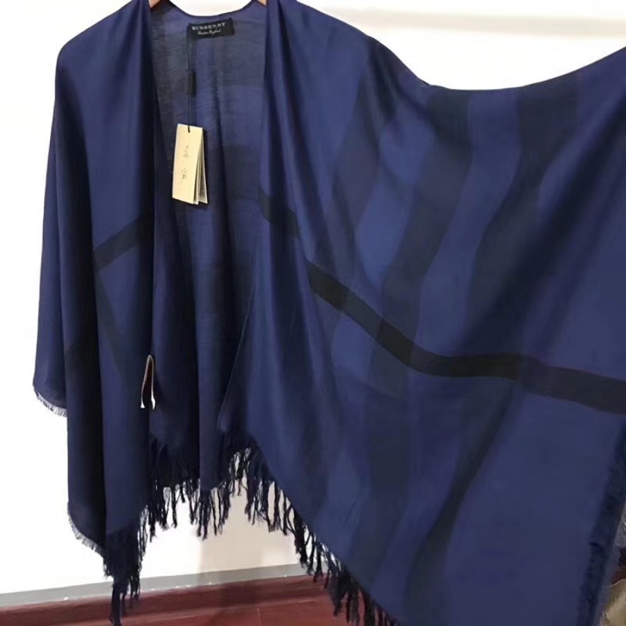 BURBERRY Check Cashmere Poncho, 95% CASHMERE 5% Silk