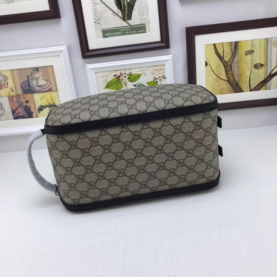 Gucci GG Supreme toiletry case, Womens Cosmetic Bags