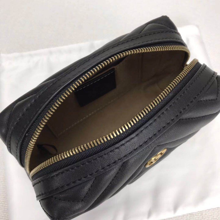 Gucci GG Marmont cosmetic case, Womens Cosmetic Bags, 476165 
