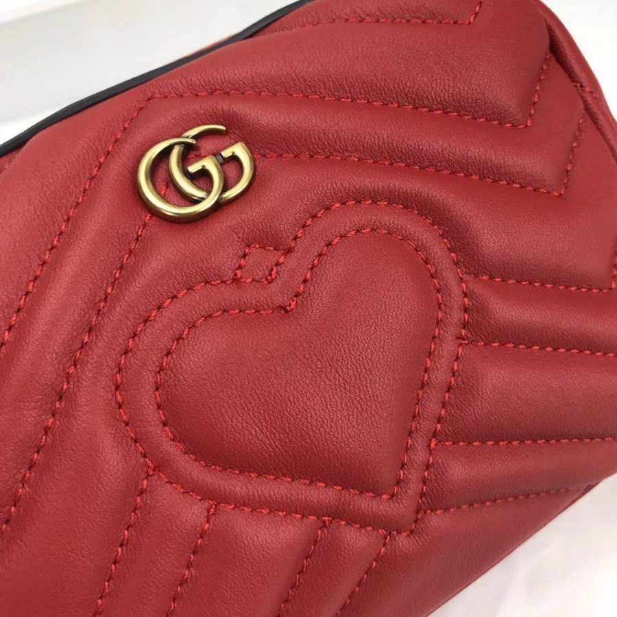 Gucci GG Marmont cosmetic case, Womens Cosmetic Bags, 476165 