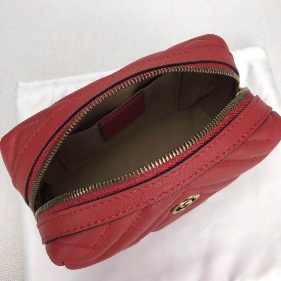 Gucci GG Marmont cosmetic case, Womens Cosmetic Bags, 476165 