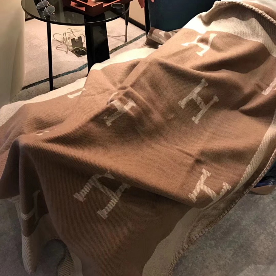 HERMES Blanket