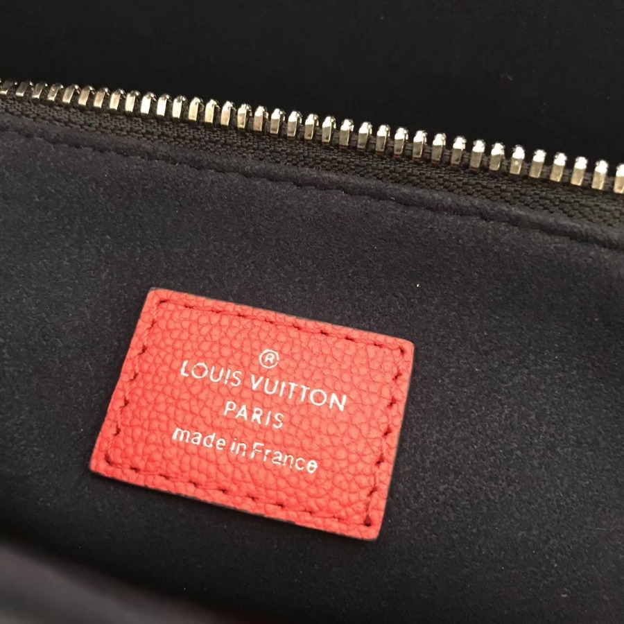 M54811, LOUIS VUITTON LV, TWIST TOTE EPI HANDBAG