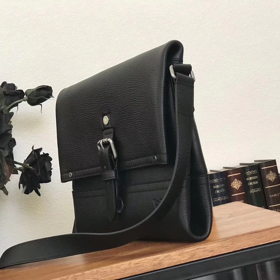 M54963, LOUIS VUITTON LV, CANYON MESSENGER PM