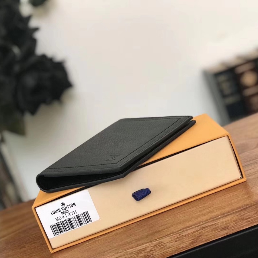 M64137, Louis Vuitton LV, PASSPORT COVER