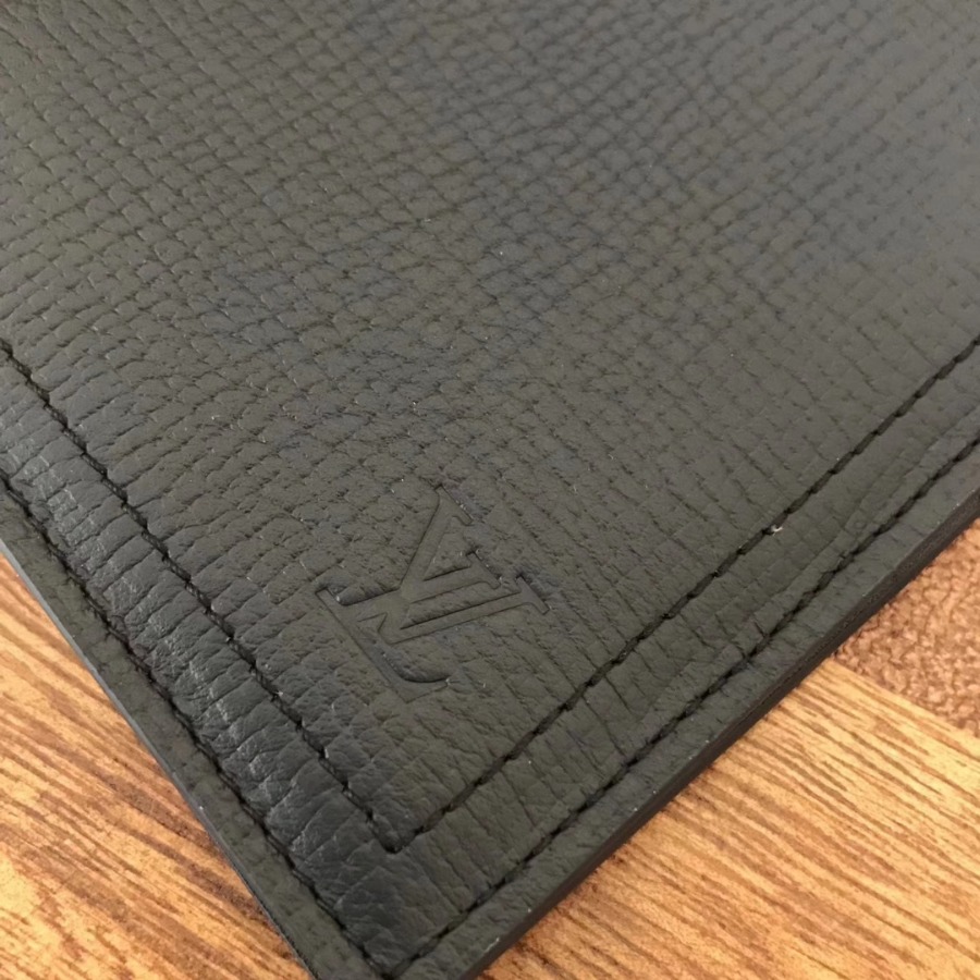 M64137, Louis Vuitton LV, PASSPORT COVER