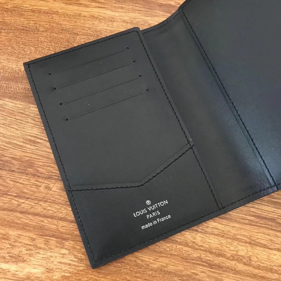 M64137, Louis Vuitton LV, PASSPORT COVER