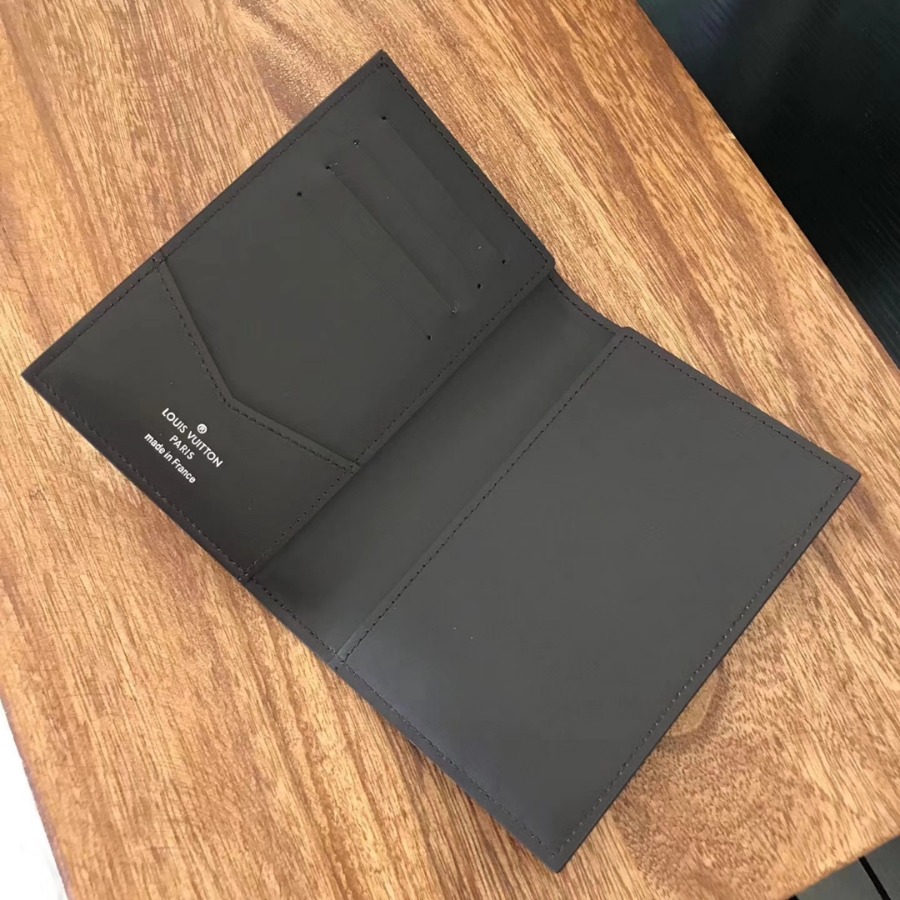 M64137, Louis Vuitton LV, PASSPORT COVER