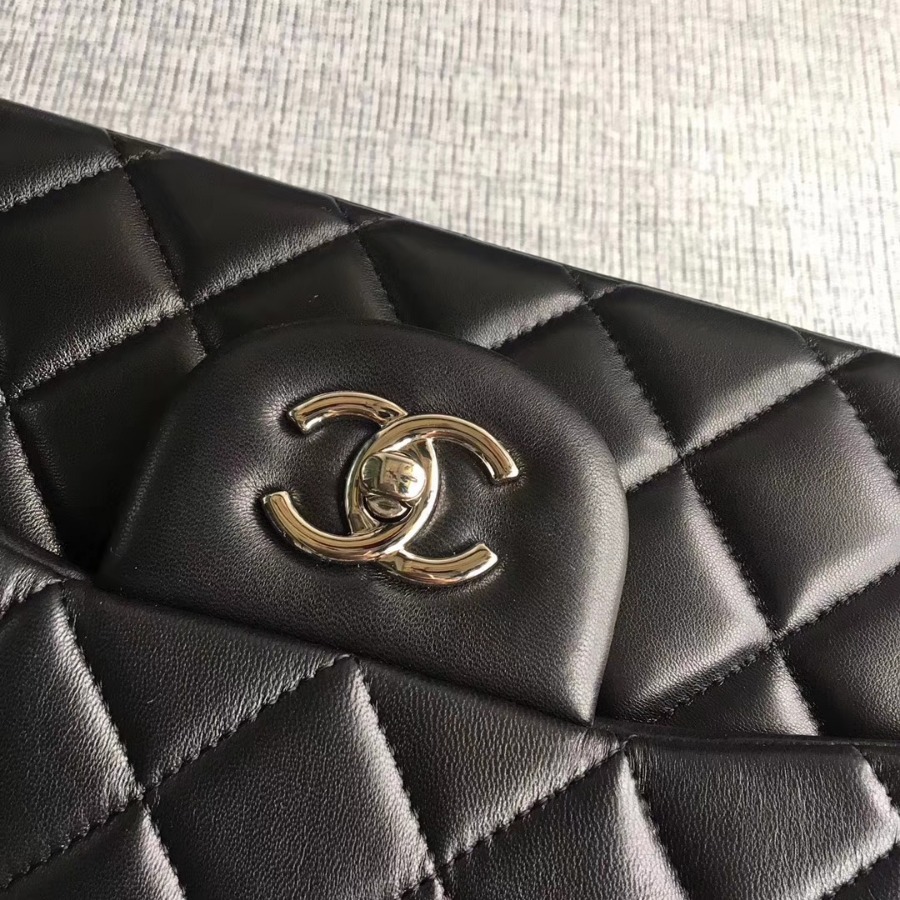 Chanel Handbag, Large Classic handbag, LAMBSKIN, A01114 33CM / 13 INCHES