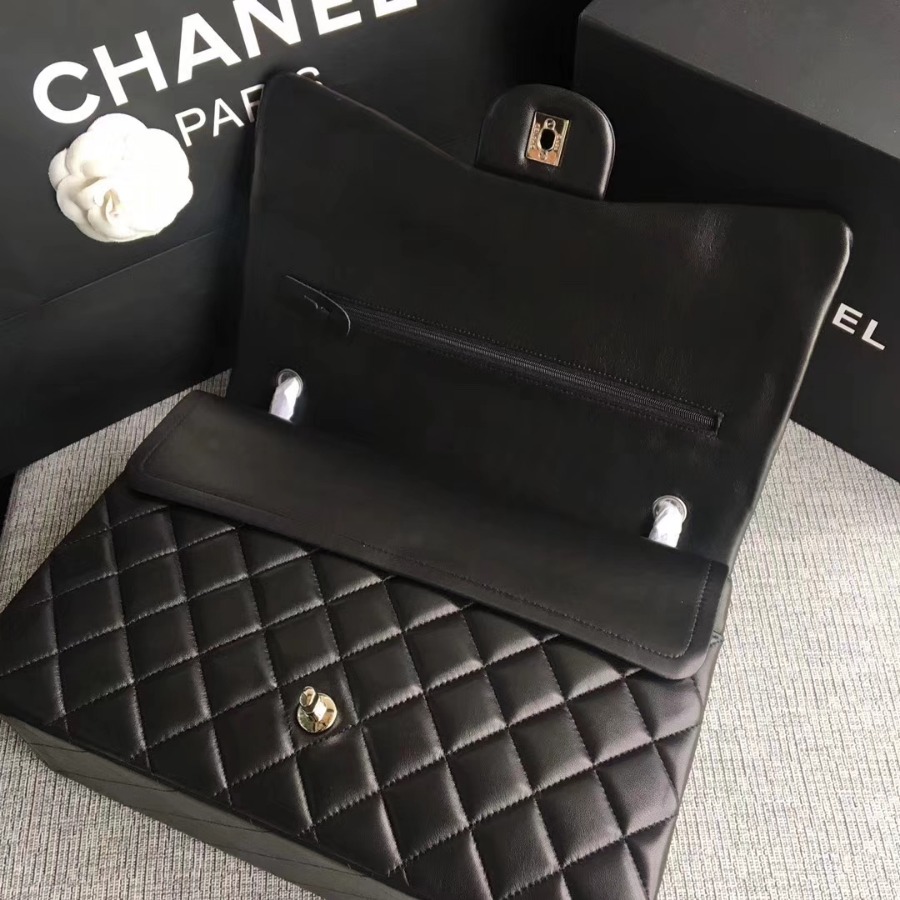 Chanel Handbag, Large Classic handbag, LAMBSKIN, A01114 33CM / 13 INCHES