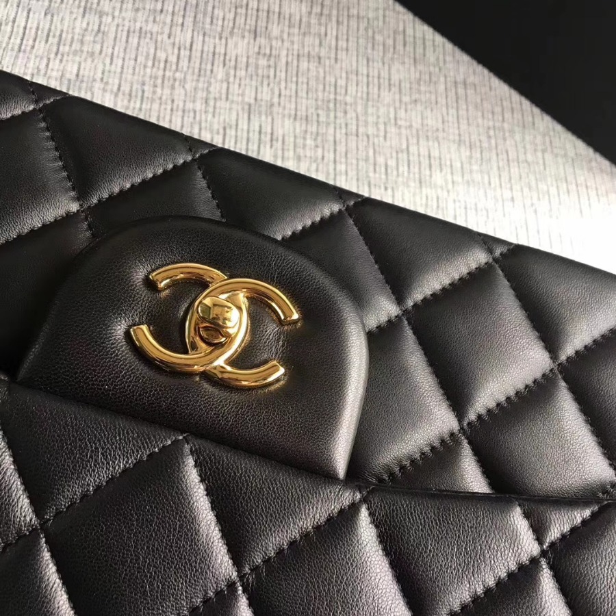 Chanel Handbag, Large Classic handbag, LAMBSKIN, A01114 33CM / 13 INCHES
