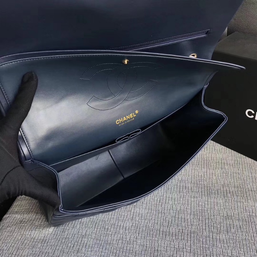Chanel Handbag, Large Classic handbag, LAMBSKIN, A01114 33CM / 13 INCHES