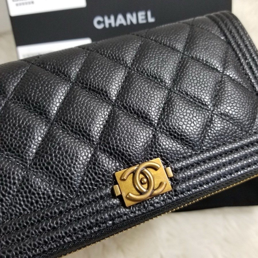 CHANEL WALLETS, CAVIAR CALFSKIN