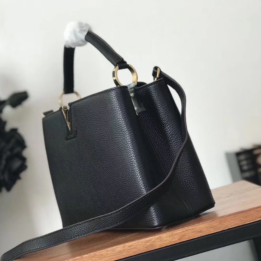 M42259, Louis Vuitton LV, Capucines PM Taurillon - Handbags