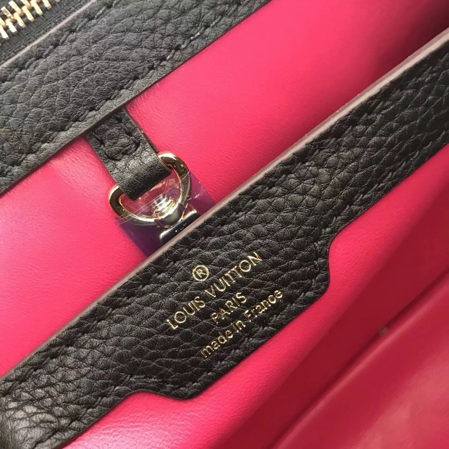 M42259, Louis Vuitton LV, Capucines PM Taurillon - Handbags