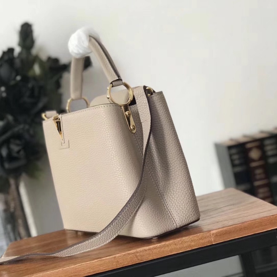 M94634, Louis Vuitton LV, Capucines BB Taurillon - Handbags