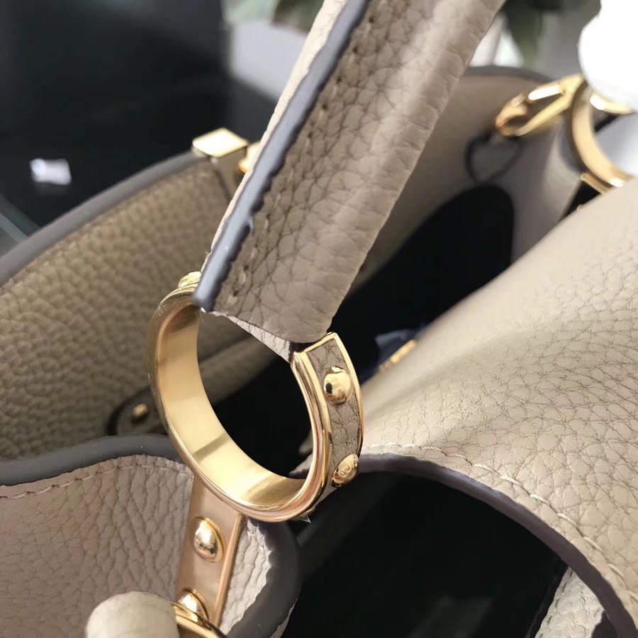 M94634, Louis Vuitton LV, Capucines BB Taurillon - Handbags