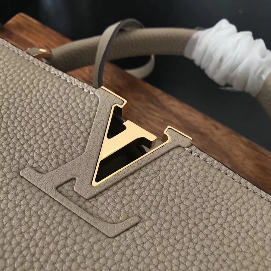 M42253, Louis Vuitton LV, Capucines PM Taurillon - Handbags