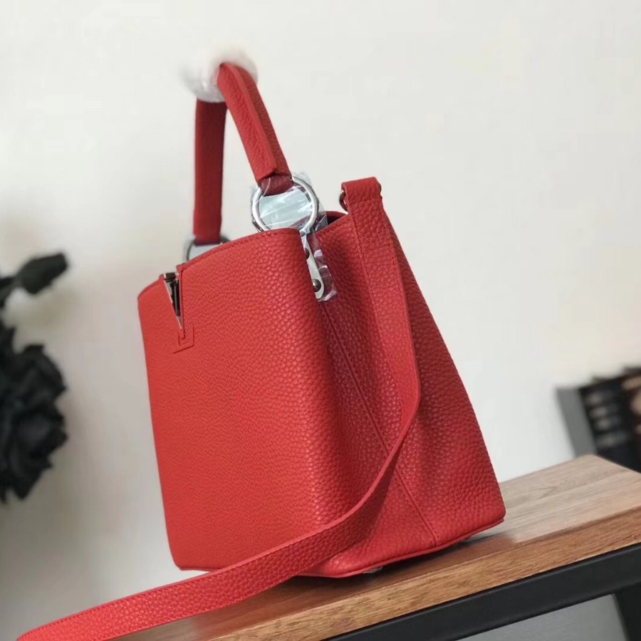 M42237, Louis Vuitton LV, Capucines PM Taurillon - Handbags