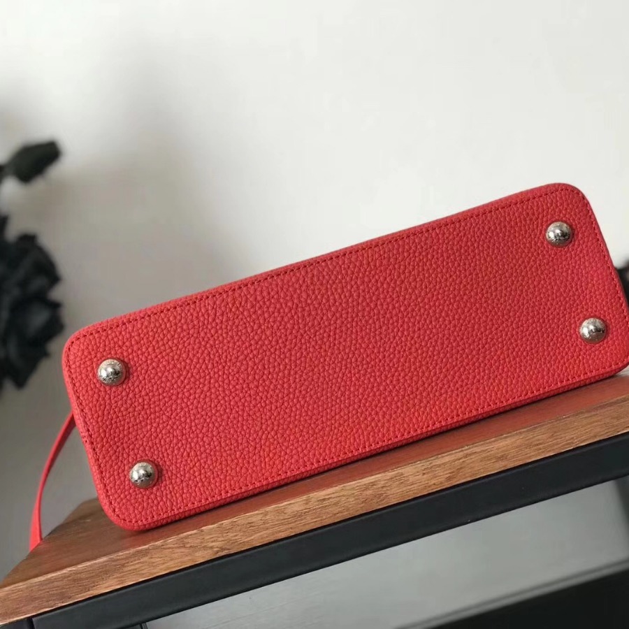 M42237, Louis Vuitton LV, Capucines PM Taurillon - Handbags