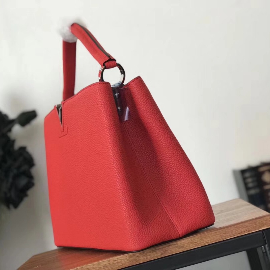 M94740, Louis Vuitton LV, Capucines MM Taurillon - Handbags