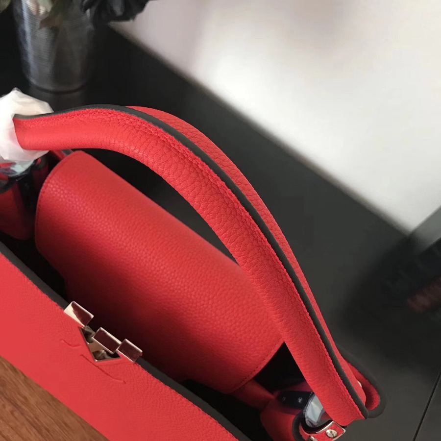 M94740, Louis Vuitton LV, Capucines MM Taurillon - Handbags