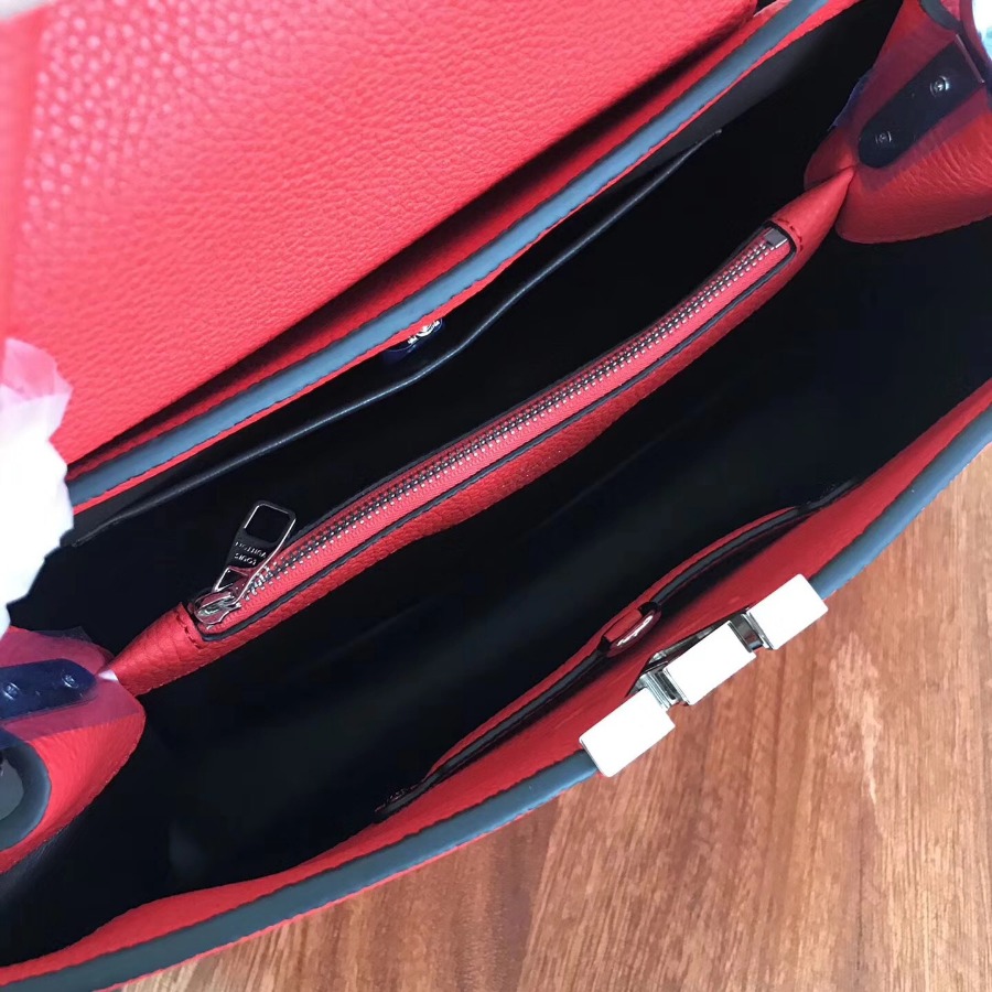 M94740, Louis Vuitton LV, Capucines MM Taurillon - Handbags