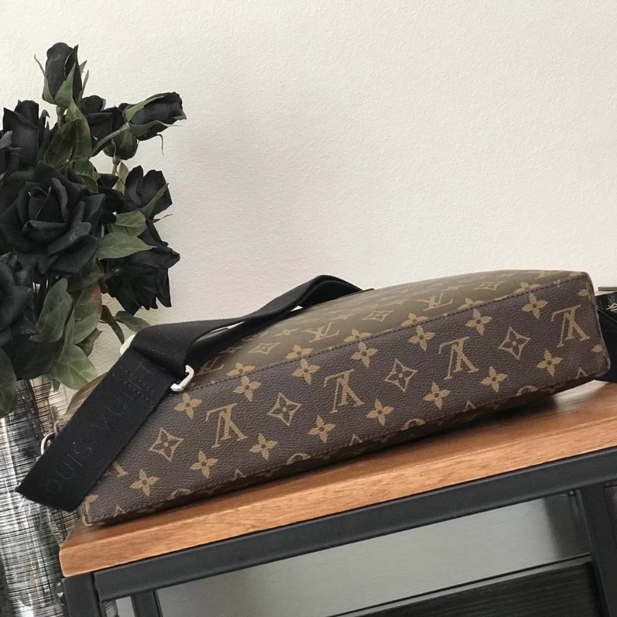 M40868, LOUIS VUITTON LV, PORTE-DOCUMENTS JOUR Monogram Business Bags