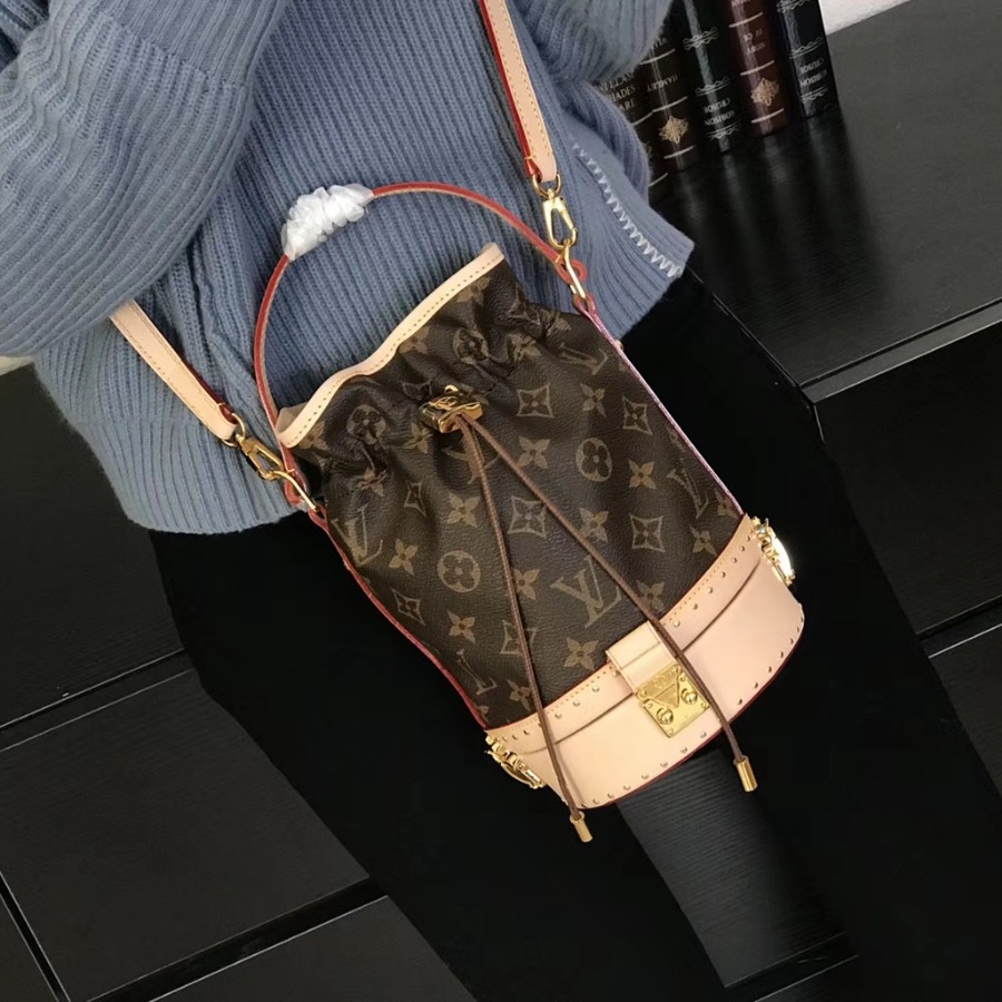 M43509, LOUIS VUITTON LV, PETIT NOE MONOGRAM HANDBAGS