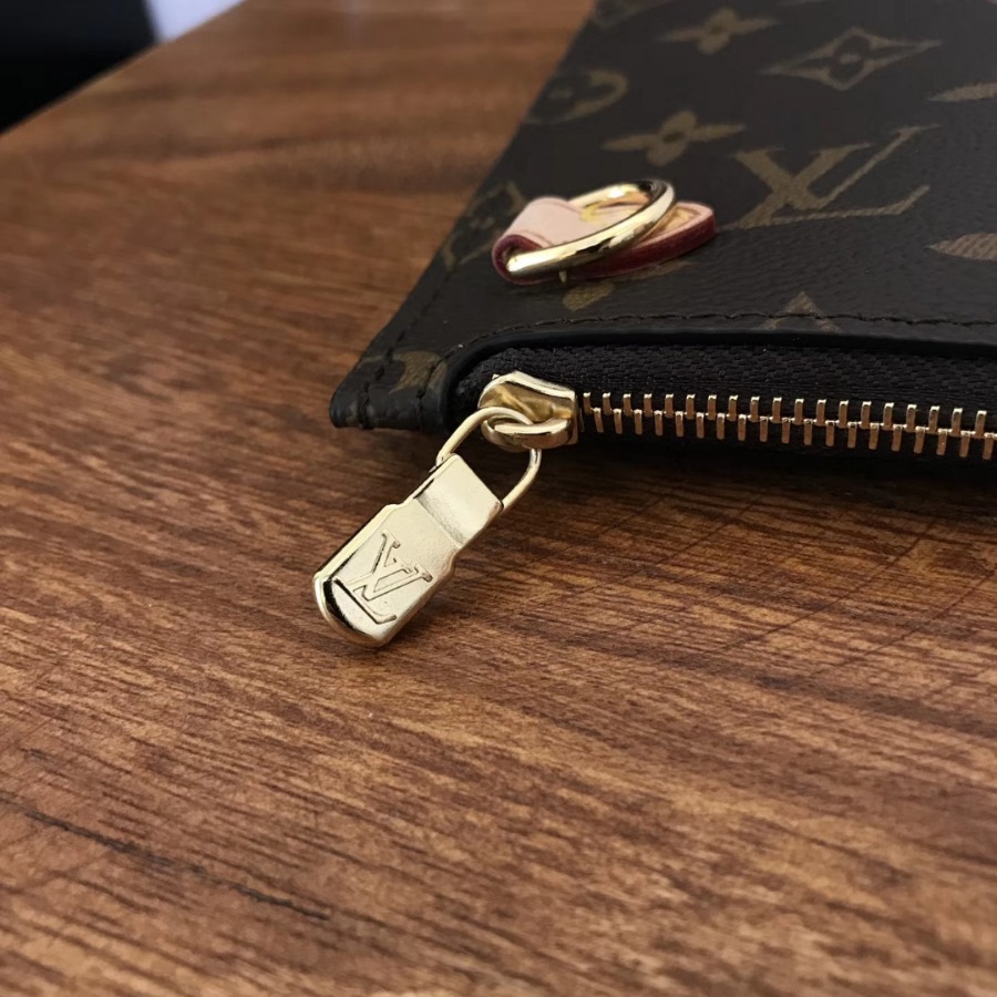 M40995, Louis Vuitton LV, NEVERFULL MM Handbag Monogram