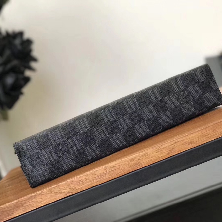 N41696, Louis Vuitton LV, POCHETTE VOYAGE MM Damier Graphite