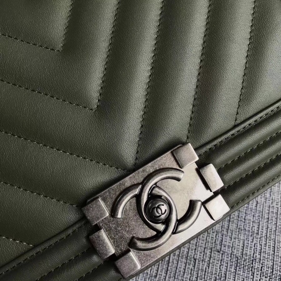 CHANEL V BOY CHANEL HANDBAG, Baby Cow Leather
