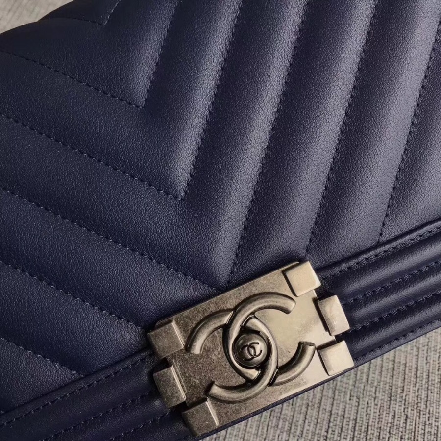 CHANEL V BOY CHANEL HANDBAG, Baby Cow Leather