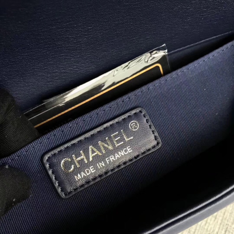 CHANEL V BOY CHANEL HANDBAG, Baby Cow Leather