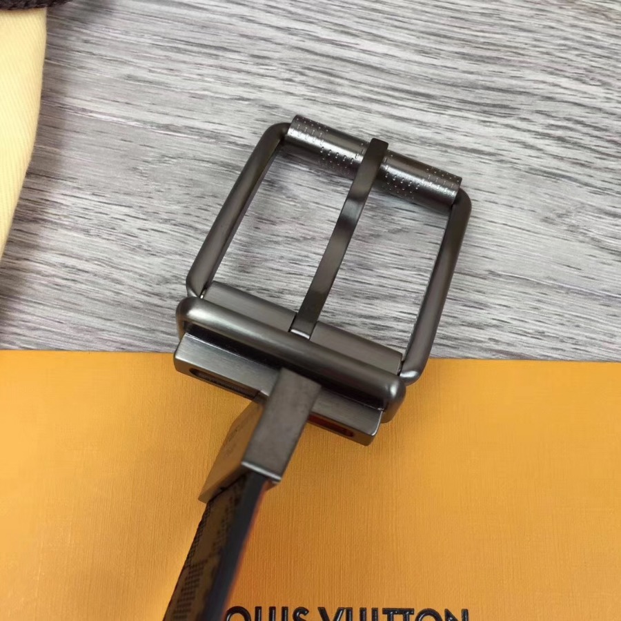 Louis Vuitton LV belts 40MM