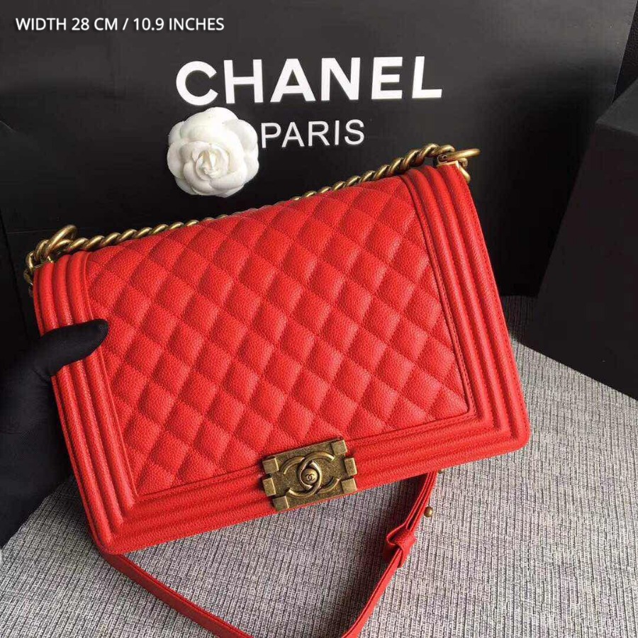 CHANEL BOY CHANEL HANDBAG, GRAINED CALFSKIN, 28CM
