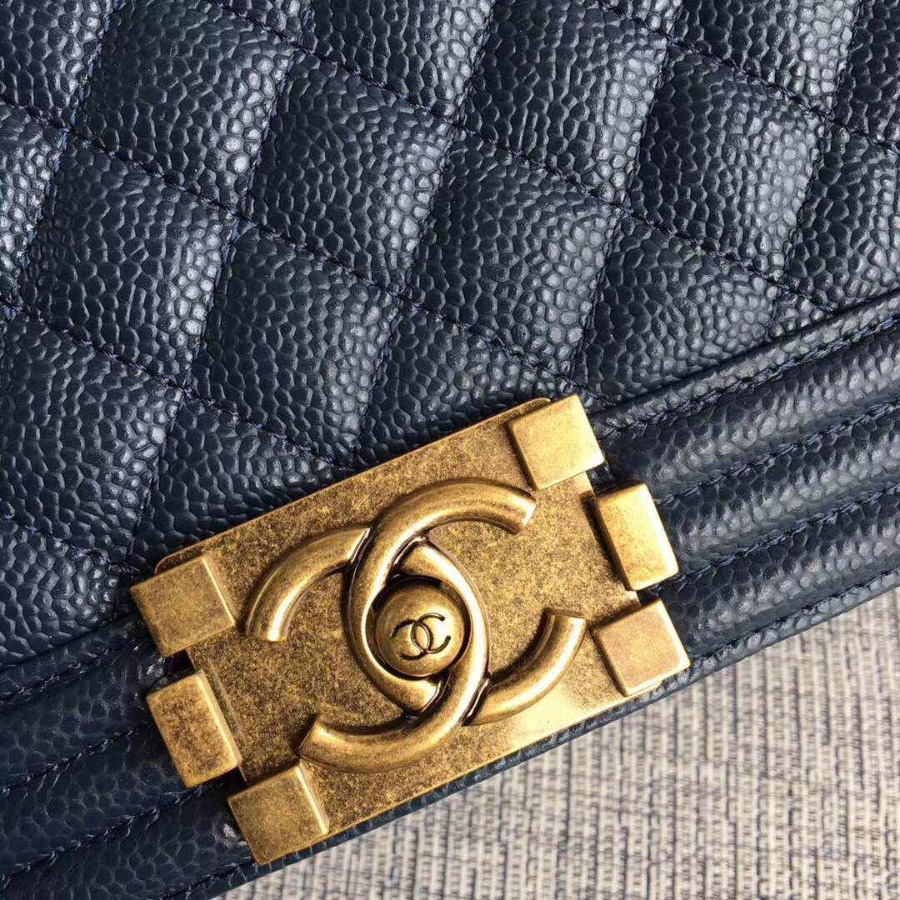 CHANEL BOY CHANEL HANDBAG, GRAINED CALFSKIN, 28CM