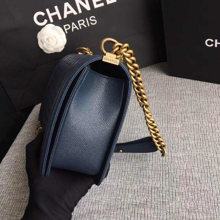 CHANEL BOY CHANEL HANDBAG, GRAINED CALFSKIN, 28CM