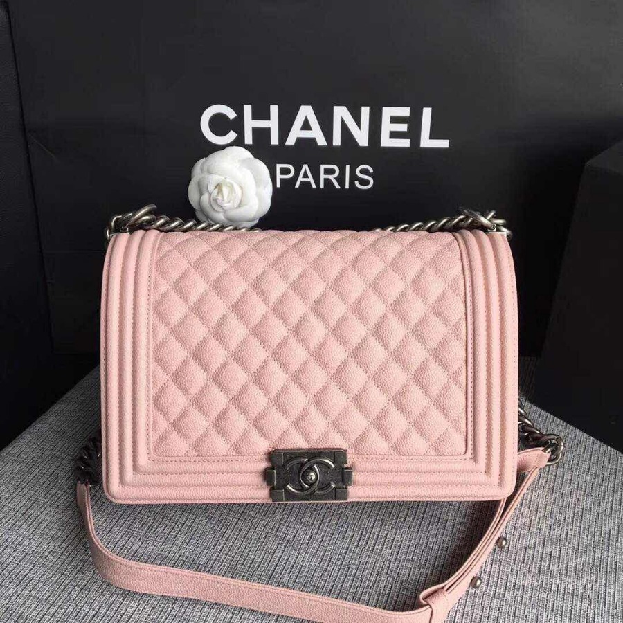 CHANEL BOY CHANEL HANDBAG, GRAINED CALFSKIN, 28CM