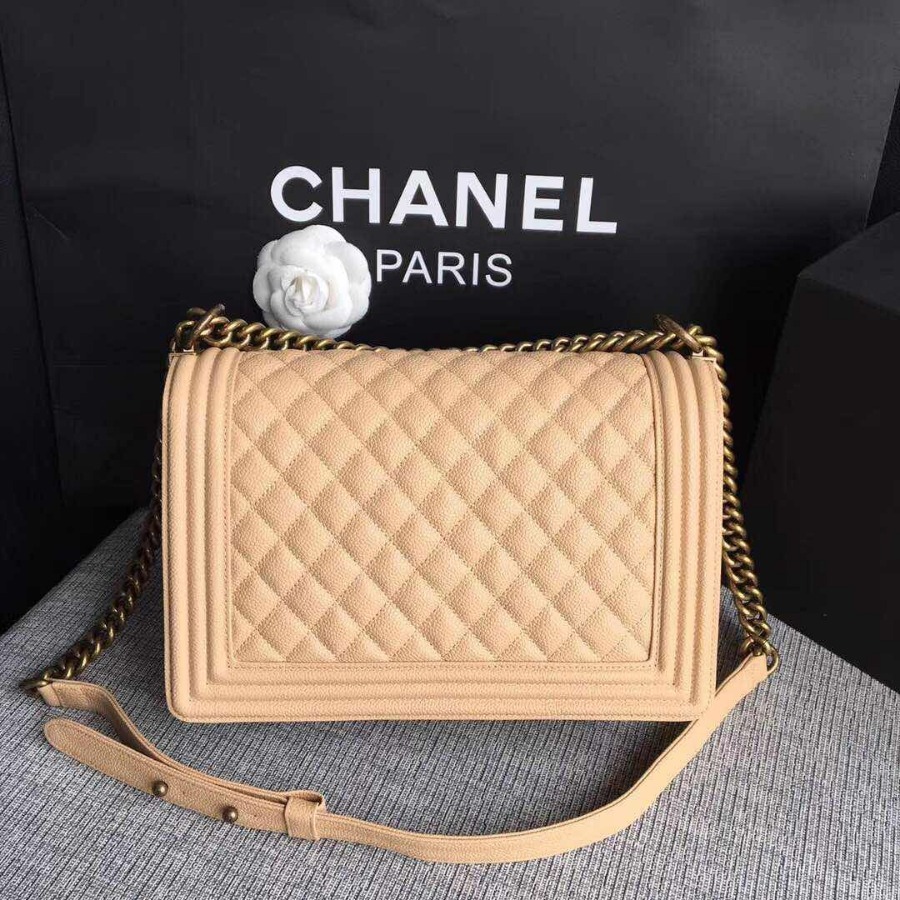 CHANEL BOY CHANEL HANDBAG, GRAINED CALFSKIN, 28CM