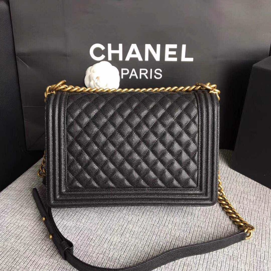 CHANEL BOY CHANEL HANDBAG, GRAINED CALFSKIN, 28CM