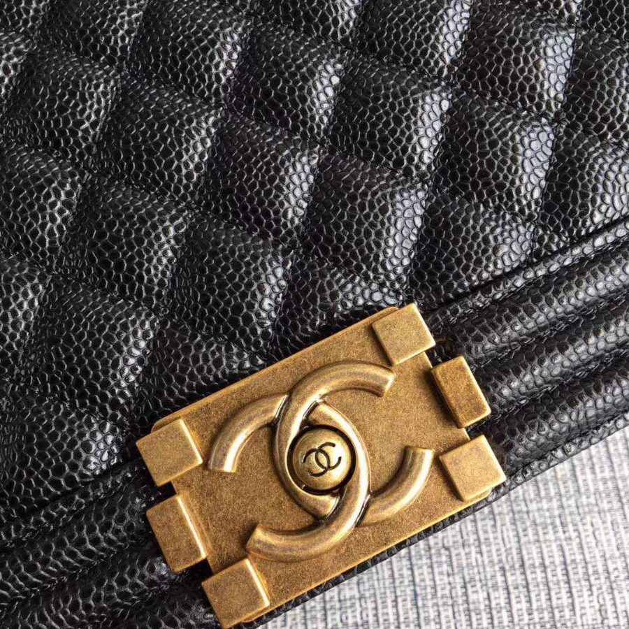 CHANEL BOY CHANEL HANDBAG, GRAINED CALFSKIN, 28CM