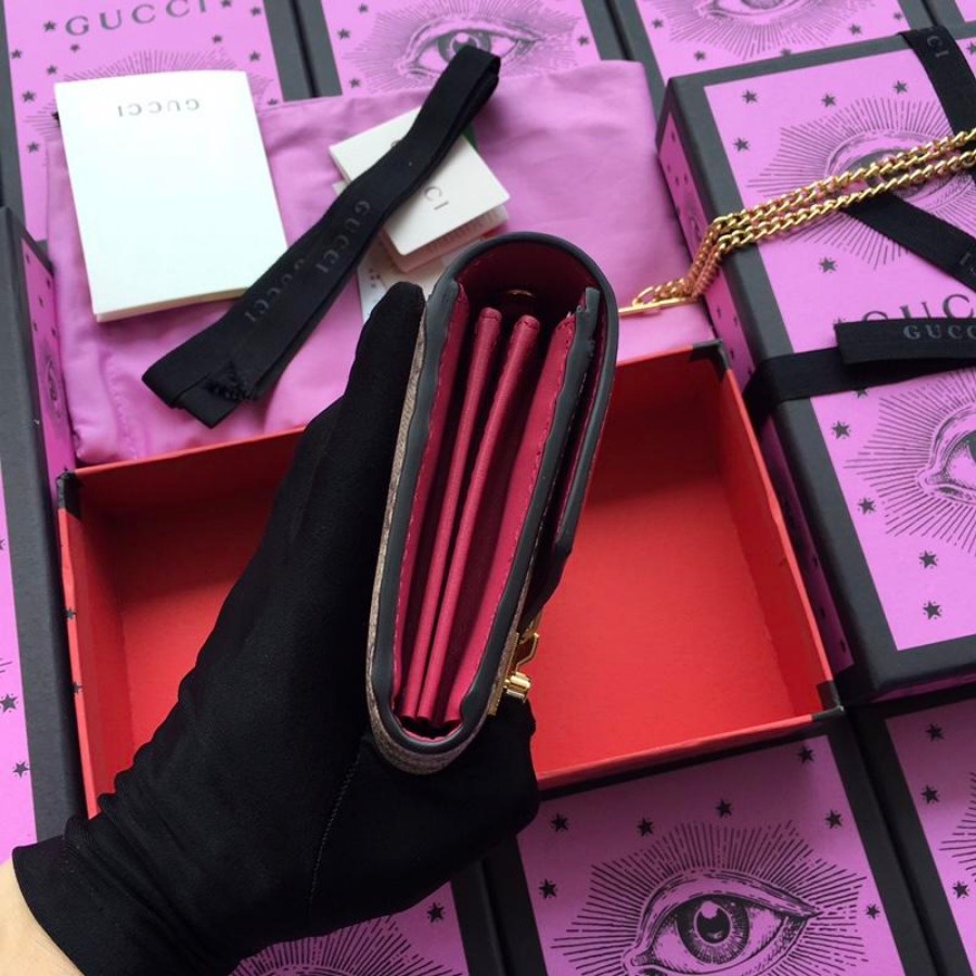 Gucci Padlock continental wallet, 453506, 7.5W x 4H x 1.5D