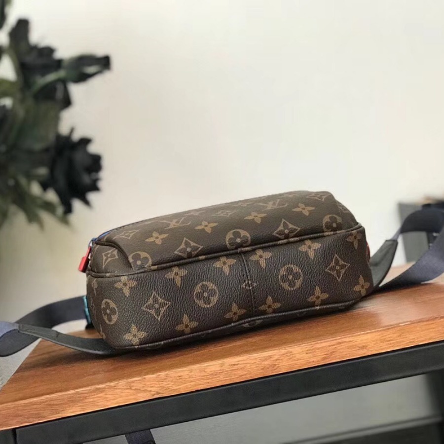 M43828, LOUIS VUITTON LV, BUMBAG PM MONOGRAM MEN BAG