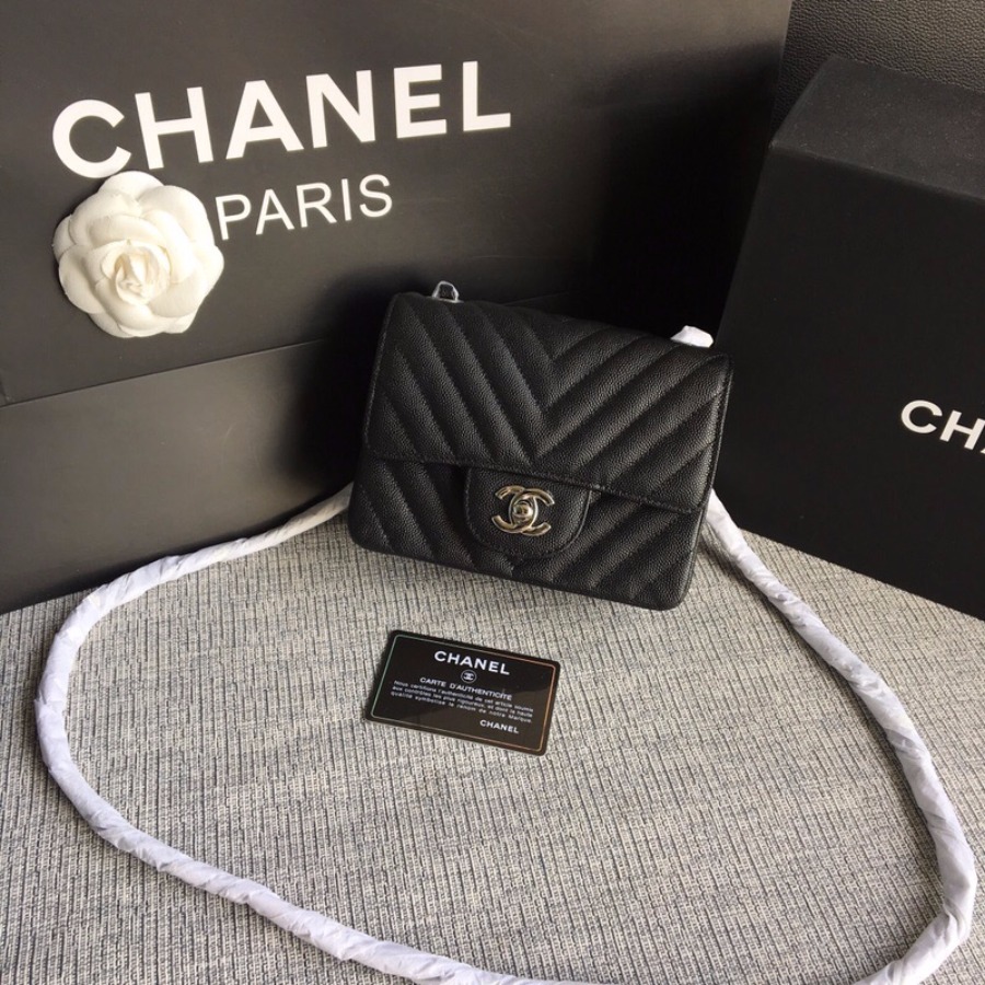 A01115, Classic handbag, Chanel Handbag, 17CM, caviar