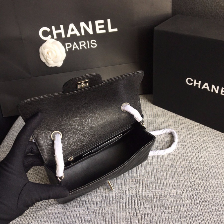 A01116, Classic handbag, Chanel Handbag, 20CM, Caviar