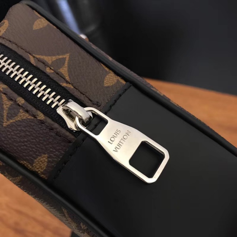 Louis Vuitton LV, KASAI CLUTCH, M42838, Monogram Macassar Canvas